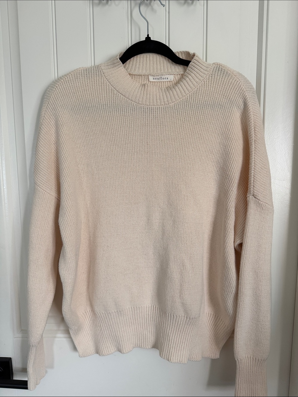 Neuflora Janesville Sweater